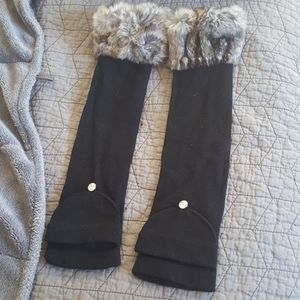 Long fur top mittens. Very versatile.